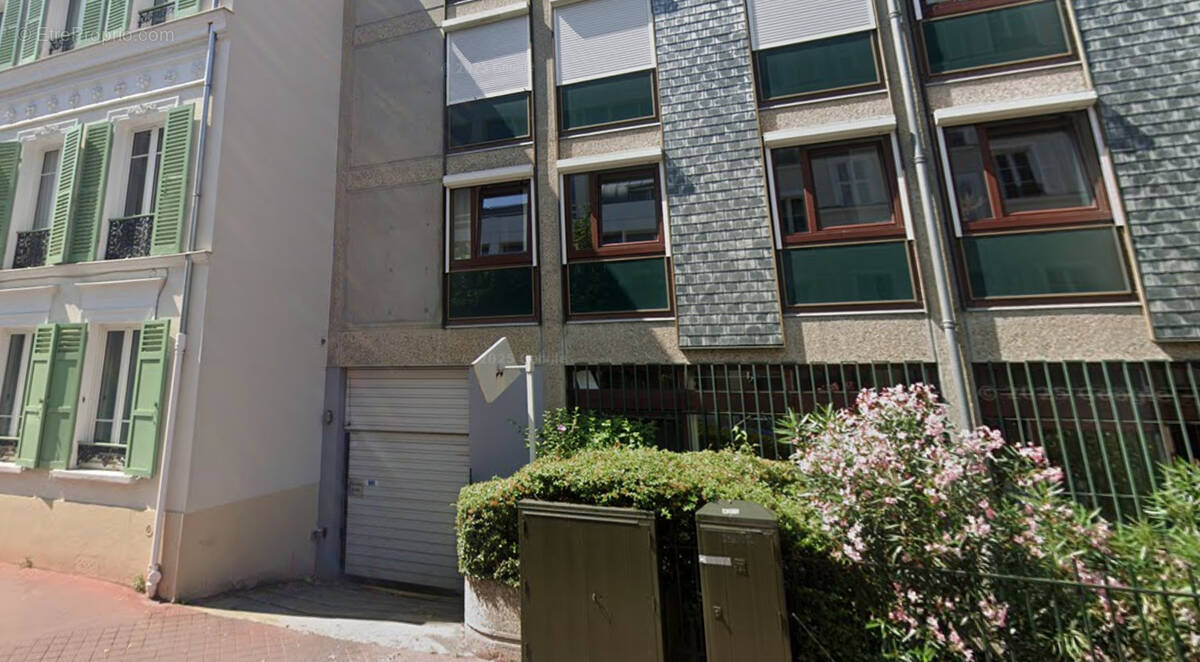 Parking à LEVALLOIS-PERRET