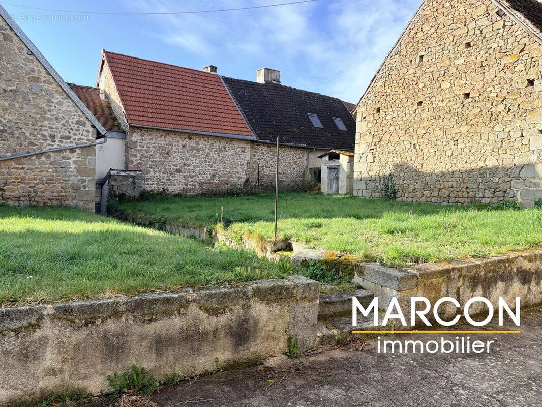 Maison à BELLEGARDE-EN-MARCHE