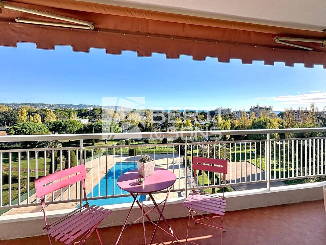 Appartement à MANDELIEU-LA-NAPOULE