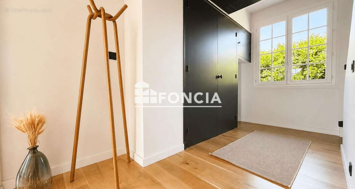 Maison à LIMAS
