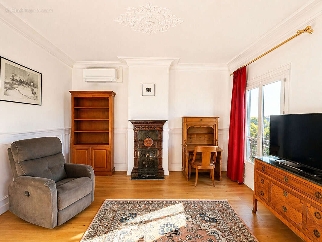 Appartement à PARIS-19E