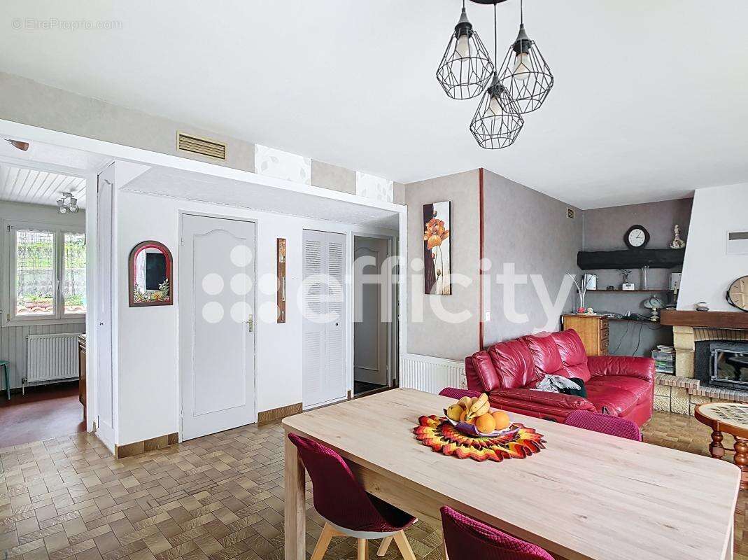 Maison à RIVE-DE-GIER