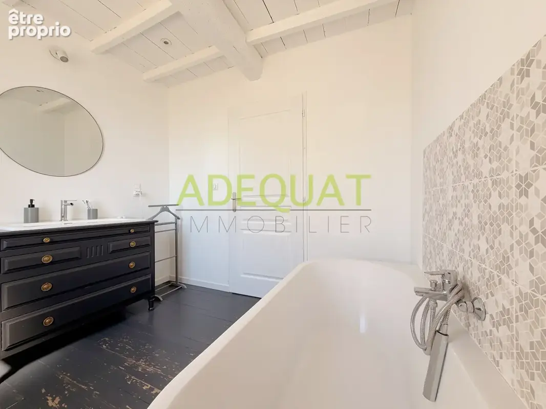 Exclusivité   cessieu   maison de village 110 m2 avec extérieur - photo 12