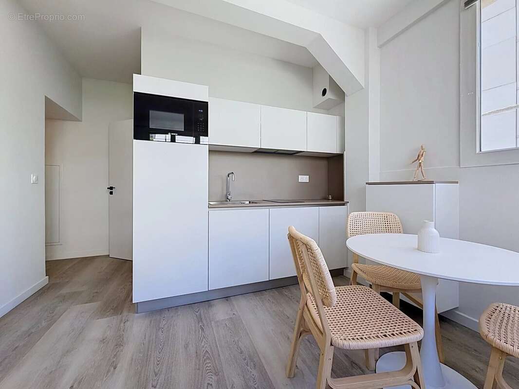 Nice studio renové - photo 4
