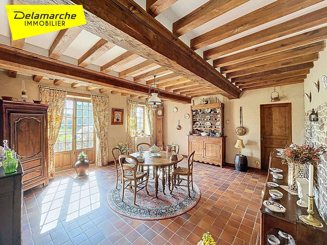 Maison à SAINT-SAMSON-DE-BONFOSSE