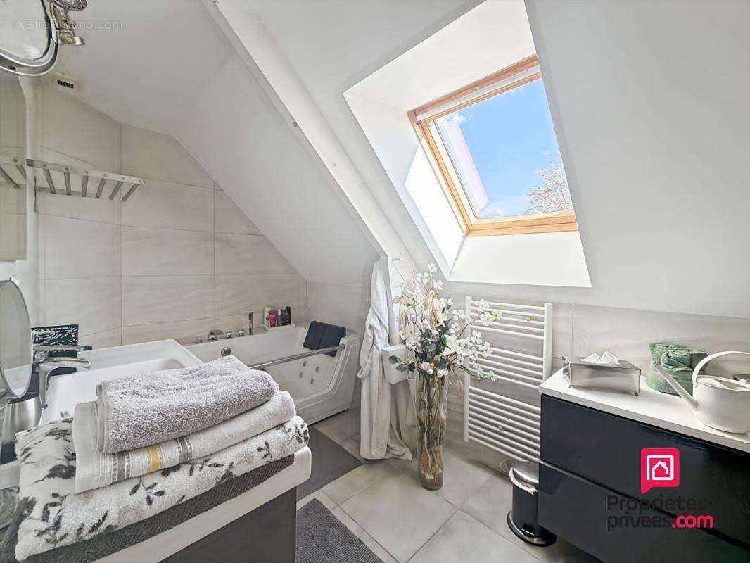 Pavillon Saint Germain Des Champs 4 chambres 1ha de terrain - photo 14