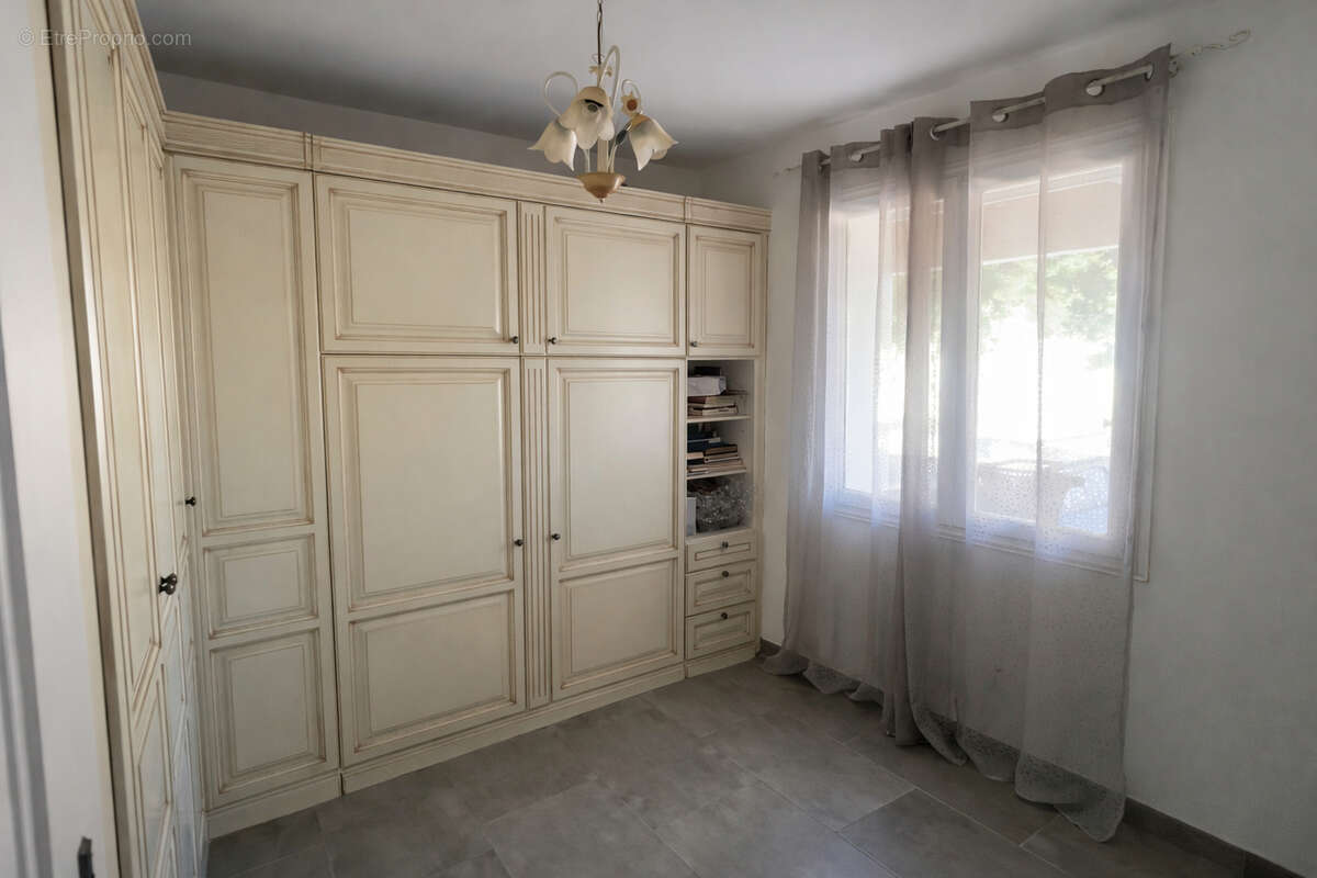 Maison à FLASSANS-SUR-ISSOLE