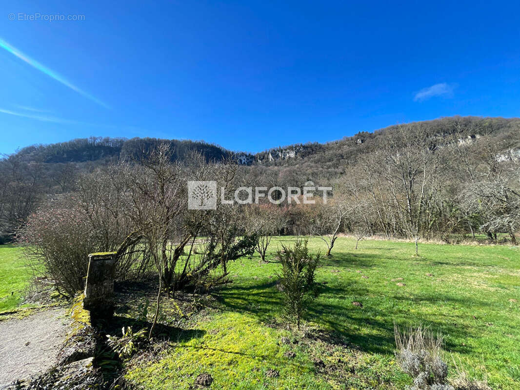 Maison à LONS-LE-SAUNIER