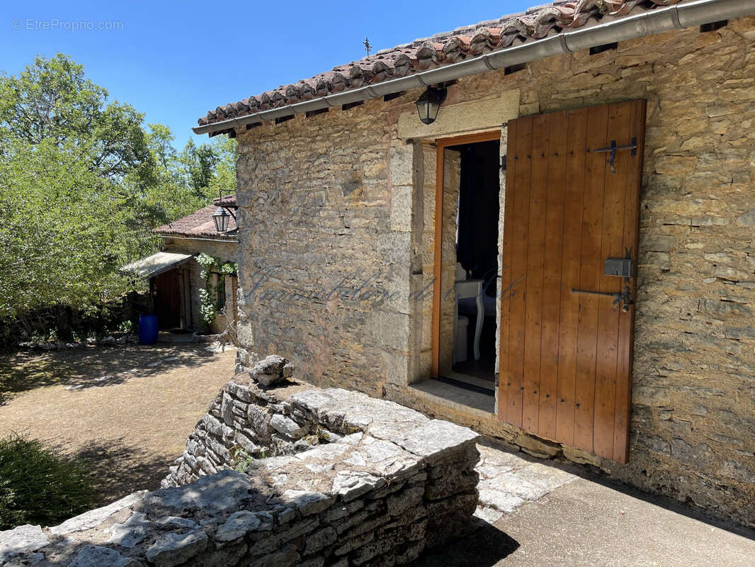 Maison à BROUCHAUD