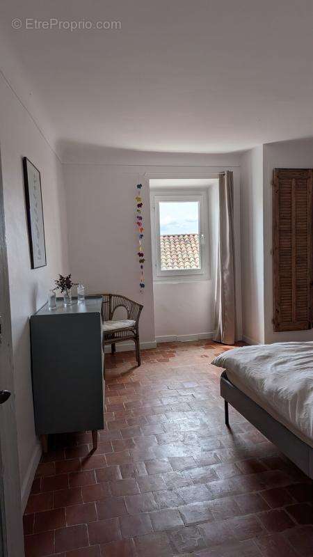 Maison de village en pierres divisée en 2 appartements prêts à louer ! - photo 13
