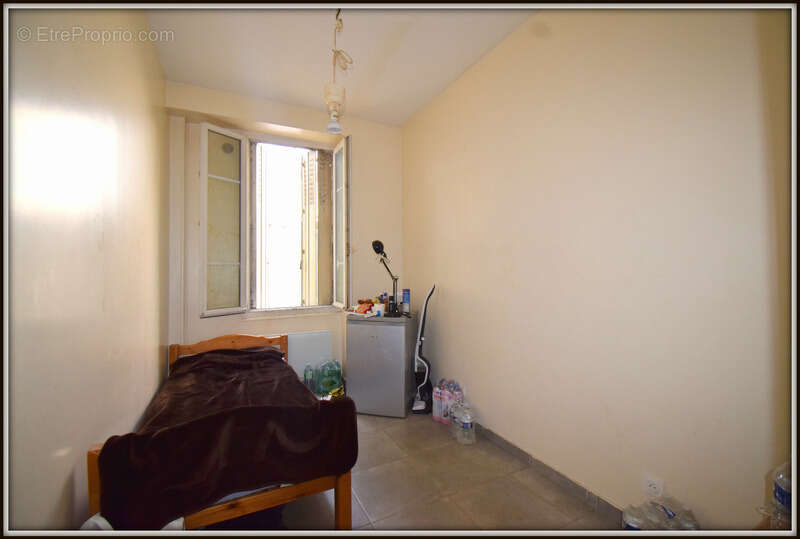 Appartement à AUBERVILLIERS