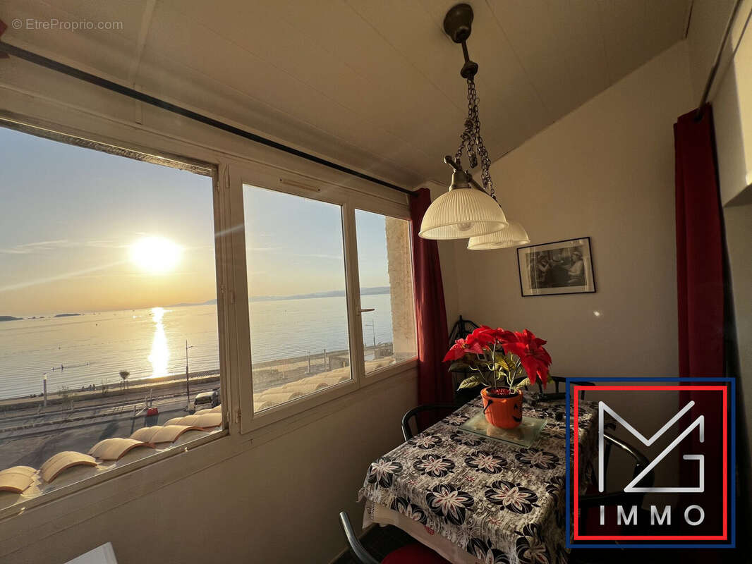 Appartement à SIX-FOURS-LES-PLAGES