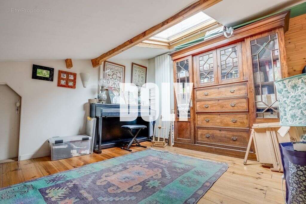 Maison à LEVALLOIS-PERRET