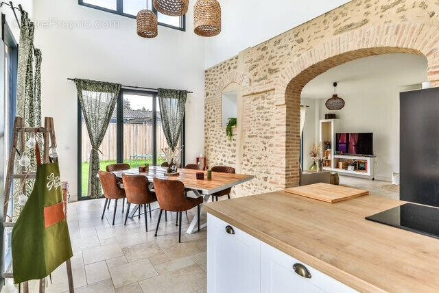 Maison à SALLES