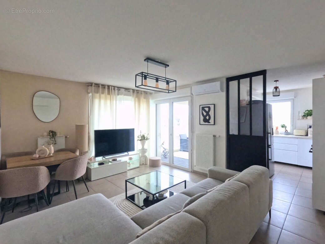 Appartement à VENISSIEUX