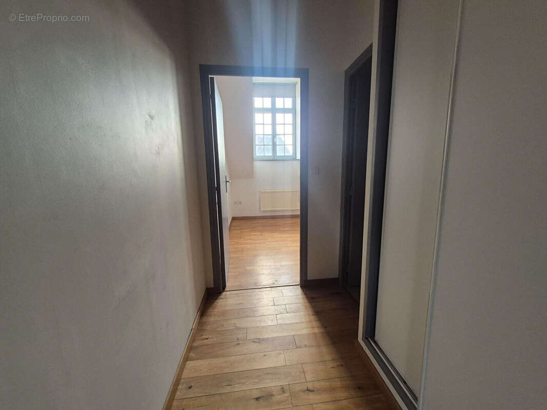 Appartement à AIRE-SUR-LA-LYS