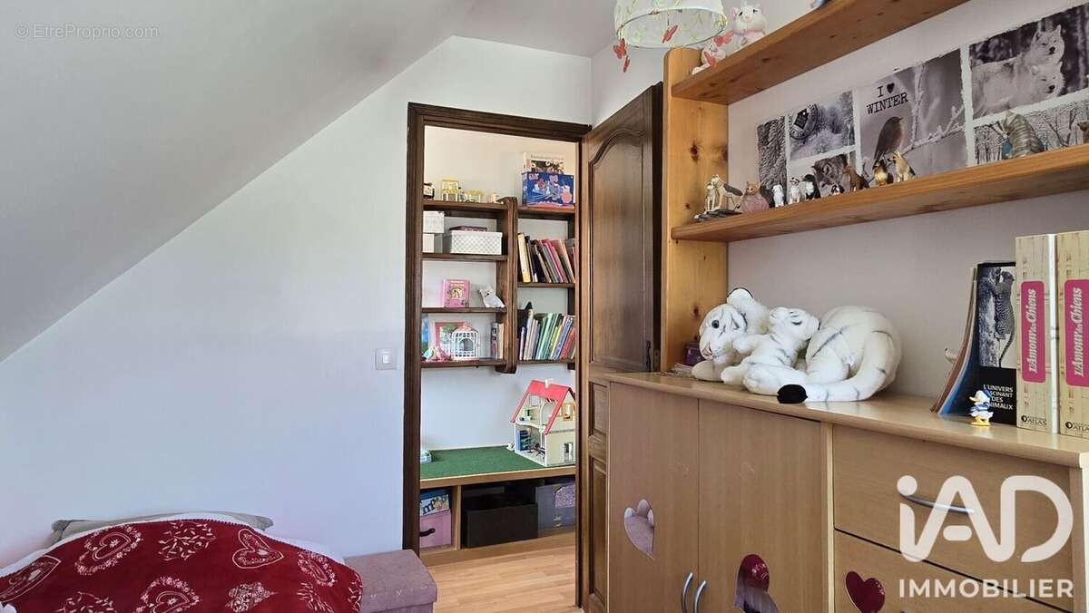 Maison 180 m² à Gadencourt  - photo 9