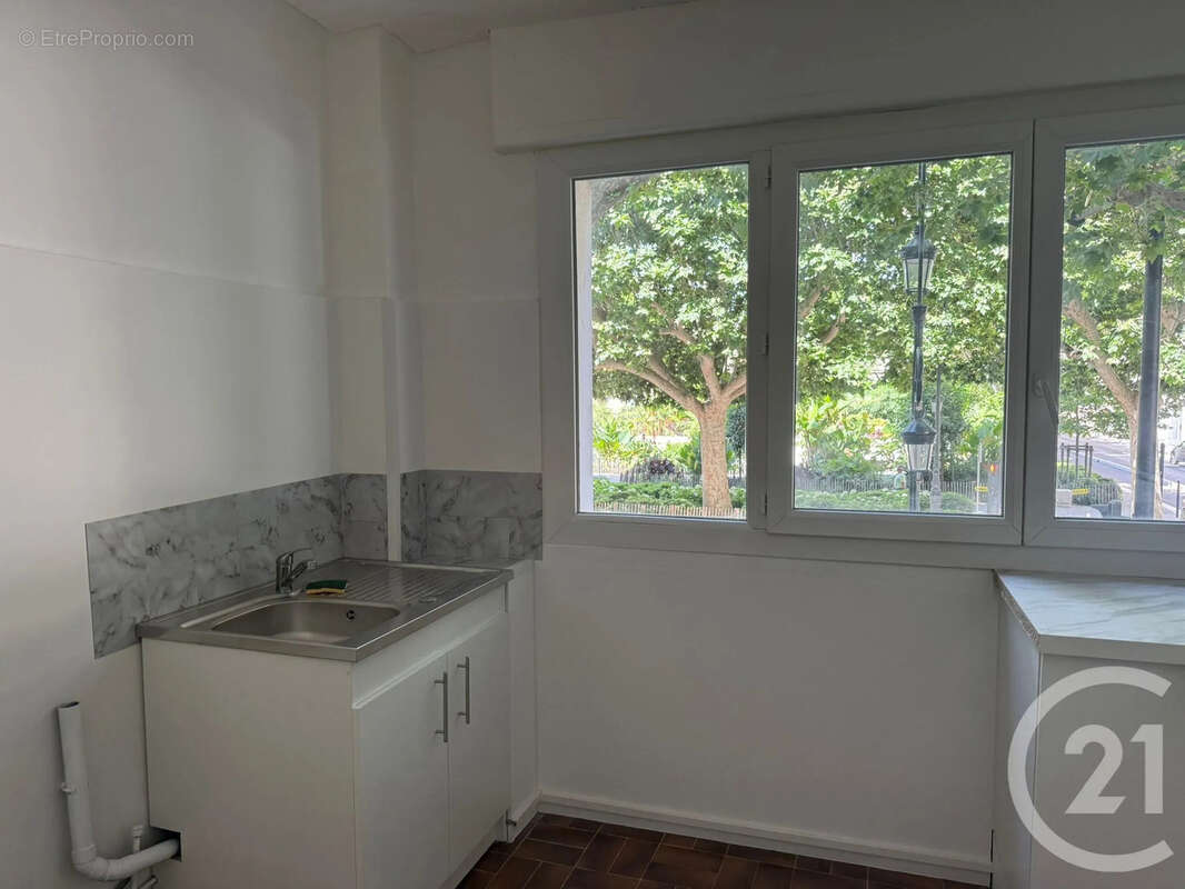Appartement 64 m² à Sete  - photo 5