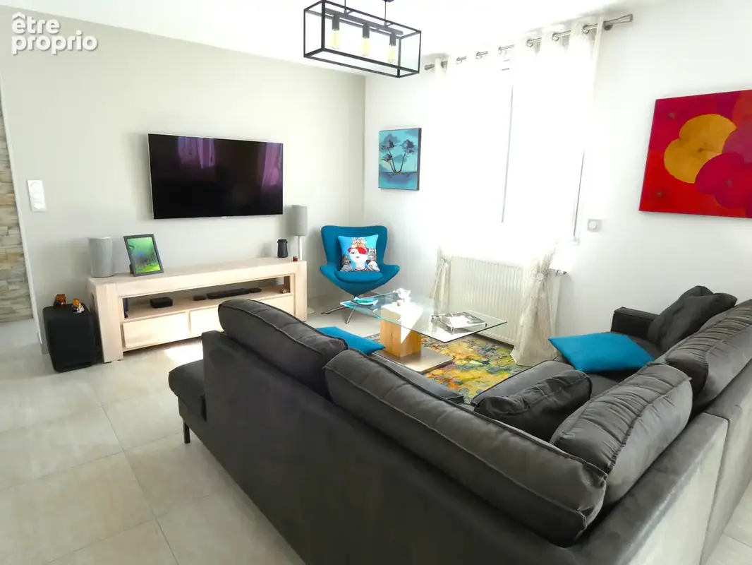 Appartement trés lumineux t3 ascenseur centre ville Alès - photo 10