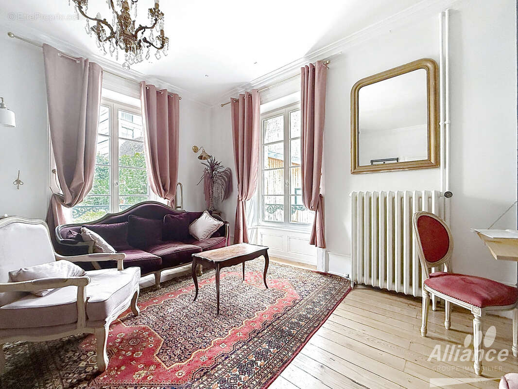 Une adresse d'exception - l'elegance intemporelle d'une demeure de caractere. - photo 5