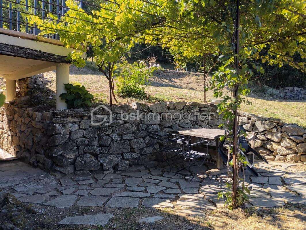 Maison de caractère avec vue exeptionnelle - Saint-Pierre-de-Colombier (Ardèche) - photo 5