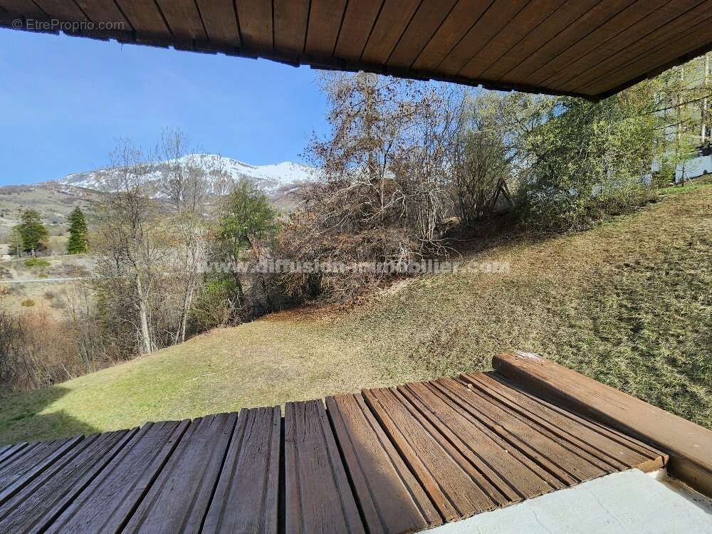 Appartement à LES THUILES