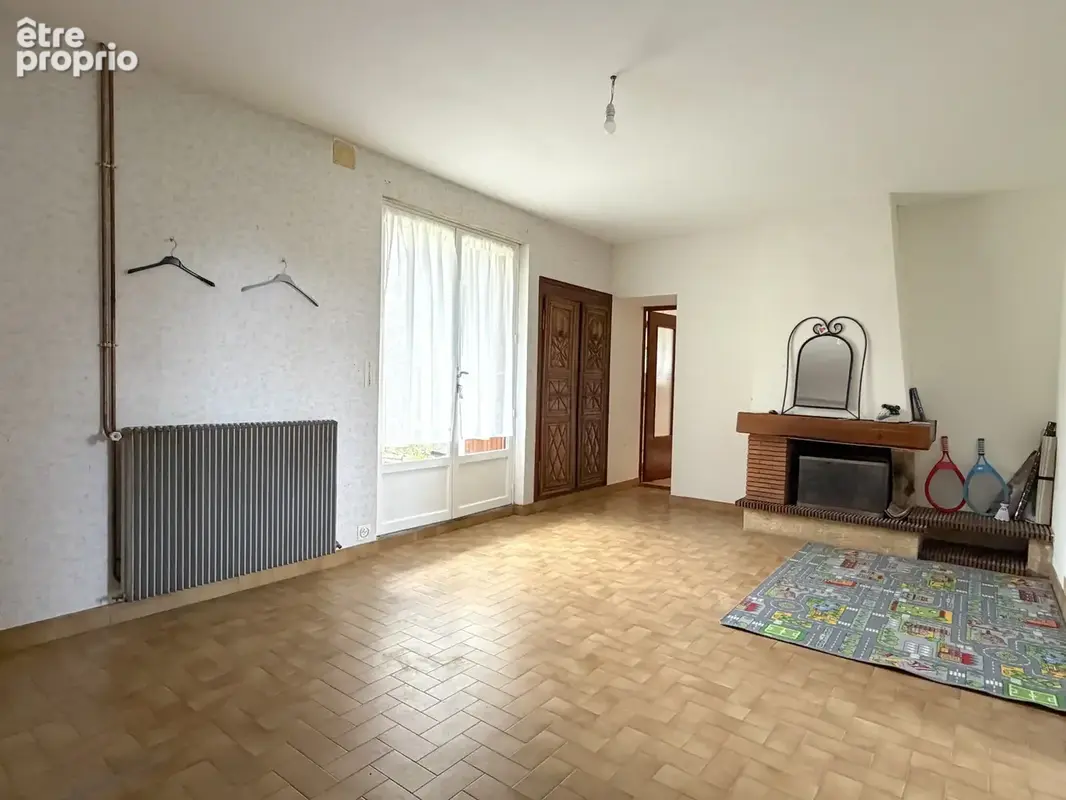 Maison plain pied, 150 m2, 3 chambres, dépendances, cave. Terrain clos de 1227 m2 - photo 11