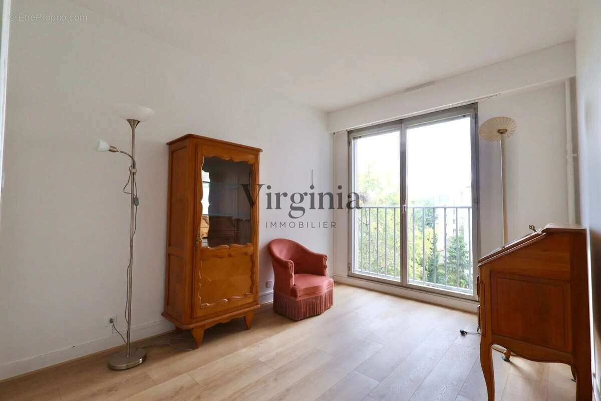 Appartement à PARIS-12E