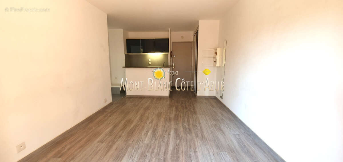 Appartement 2 pieces, parking prive, cave - photo 7