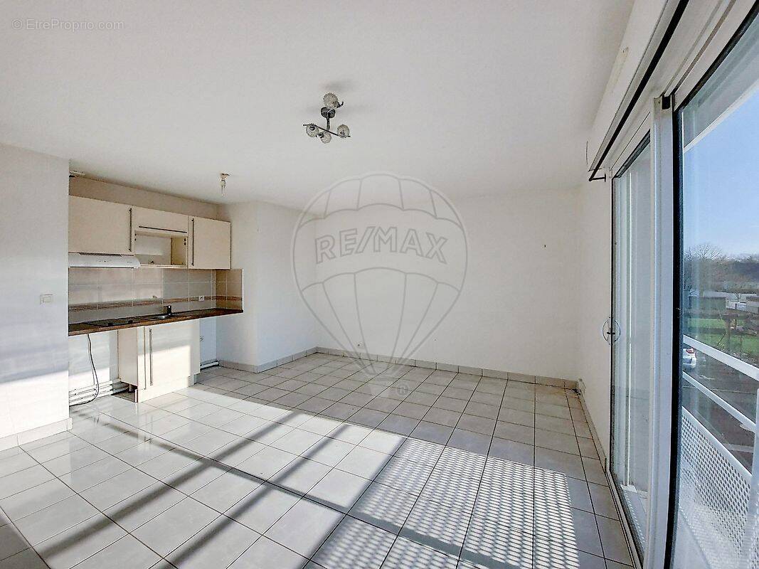 Appartement à SAINTE-LUCE-SUR-LOIRE