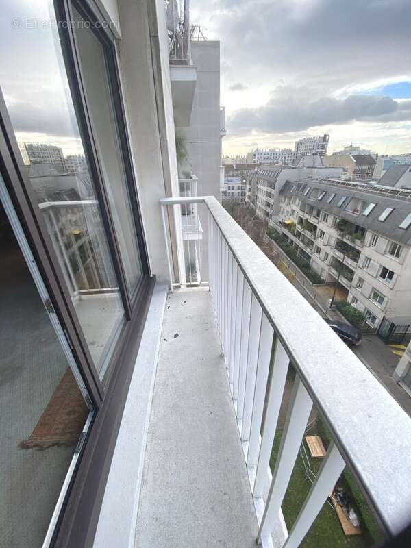 Appartement à PARIS-19E