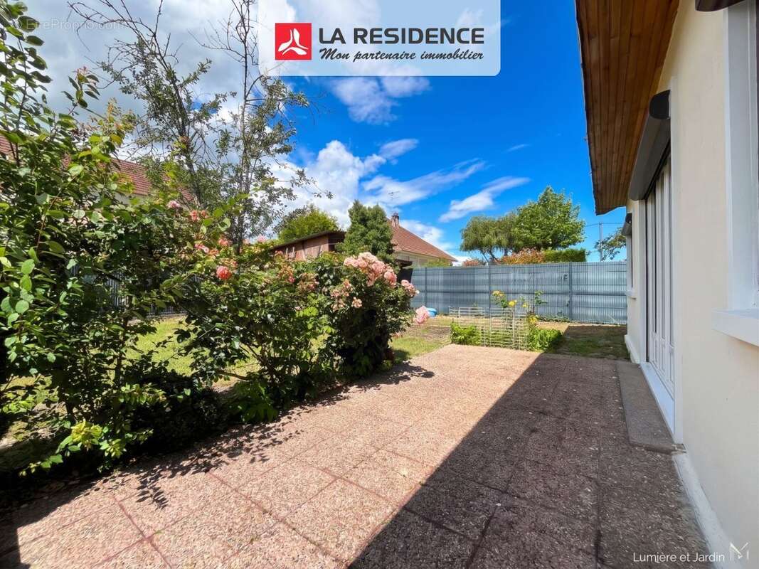 Maison 60 m² à Saint-Ouen-L'aumone  - photo 2