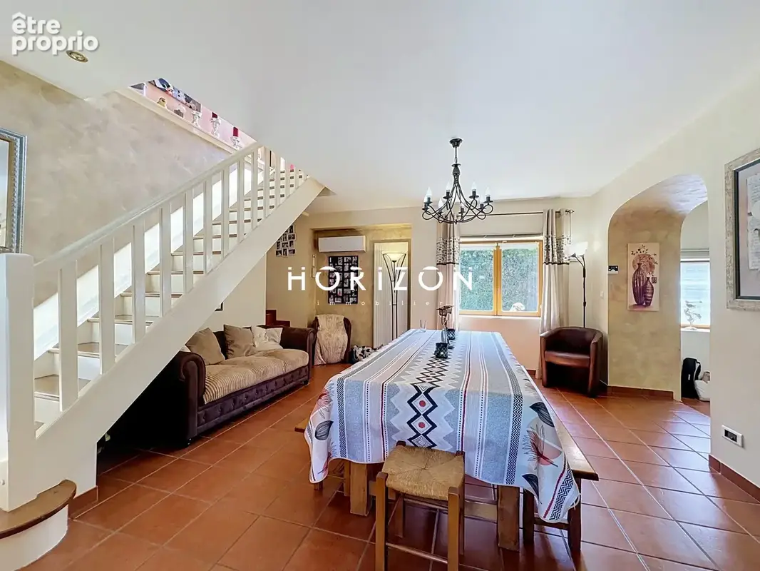 Maison 6 pièces 128 m² à vendre à Mogneneins (01140) - photo 4