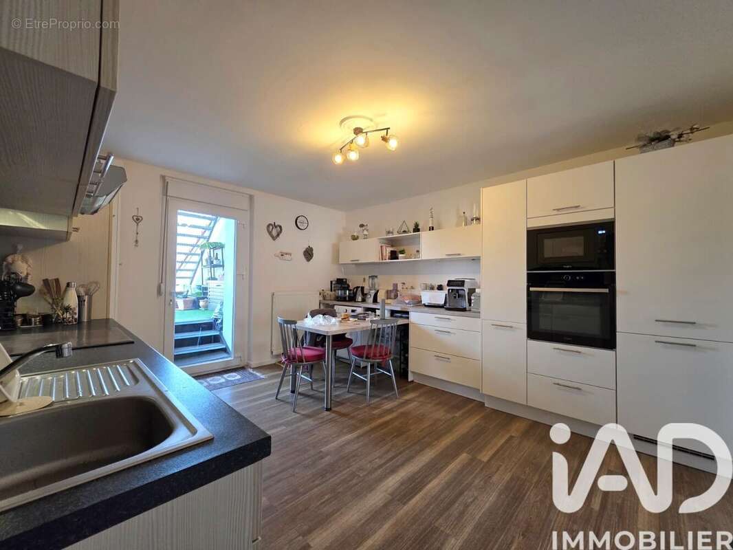 Appartement 495 m² à Cappel  - photo 5