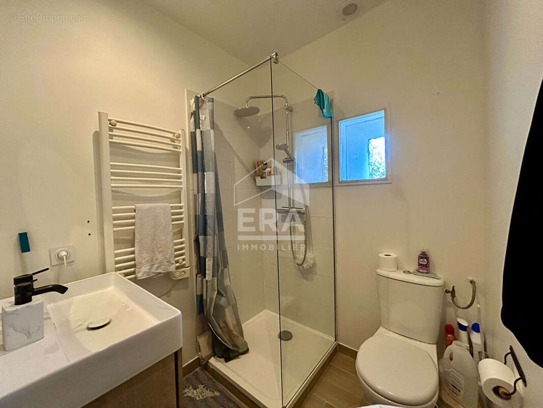 Appartement à LE MUY