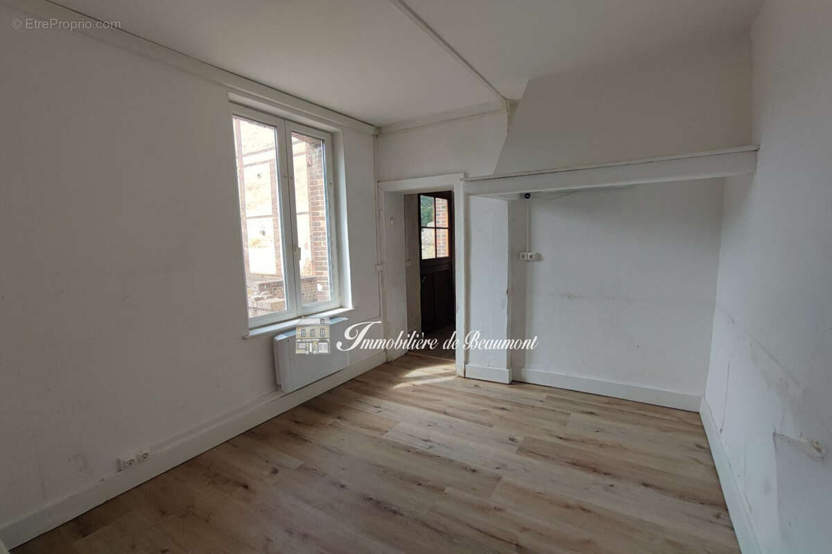 Maison 96 m² à Conches-En-Ouche  - photo 9