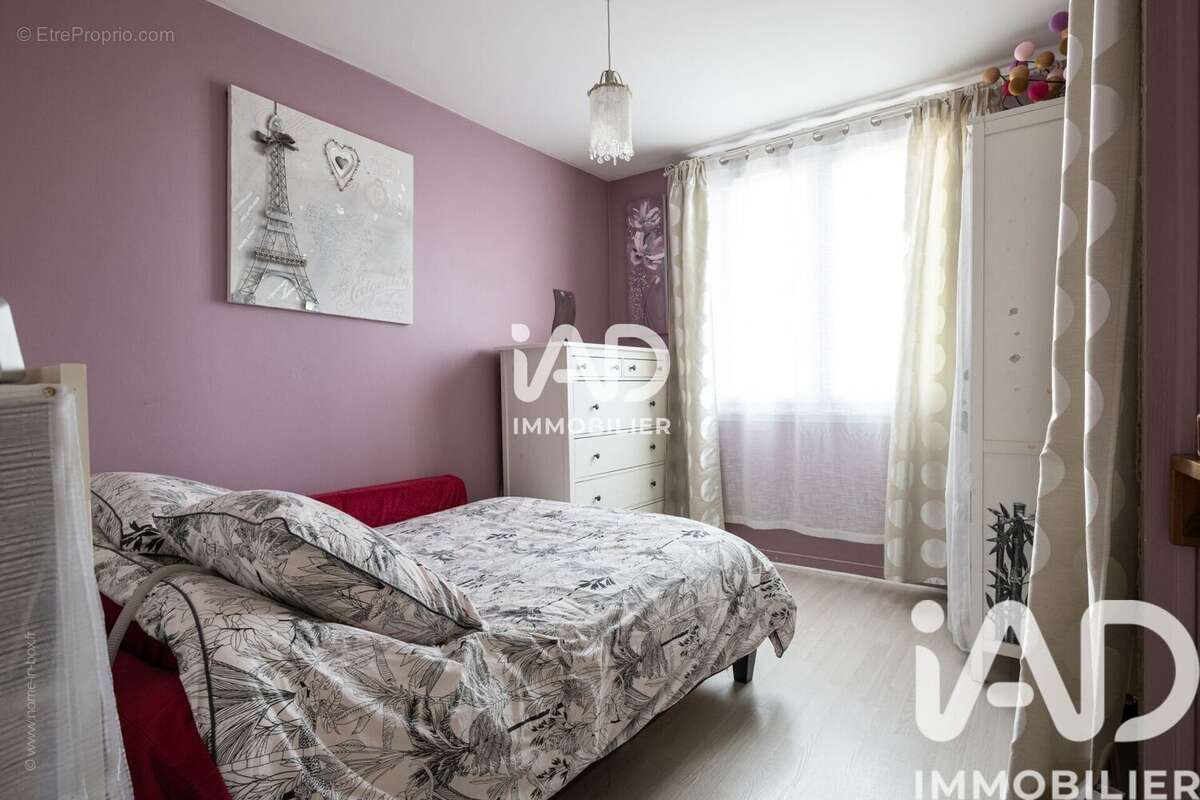 Photo 6 - Appartement à SAINT-MAUR-DES-FOSSES