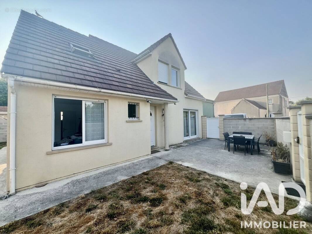 Photo 1 - Maison à CHEVRU