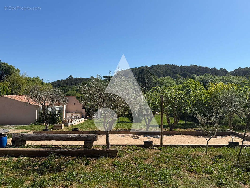 Maison à LE VAL