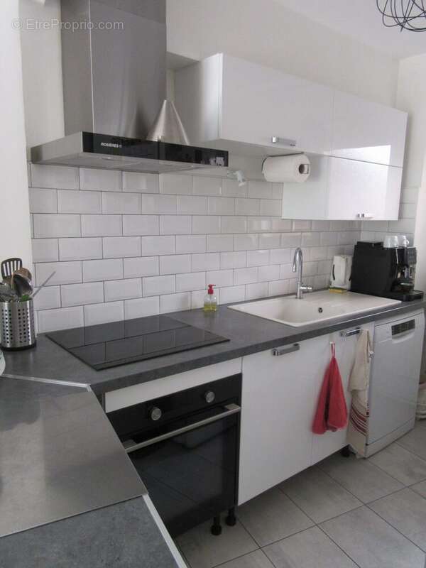 Maison 70 m² à Marcillac-Vallon  - photo 3