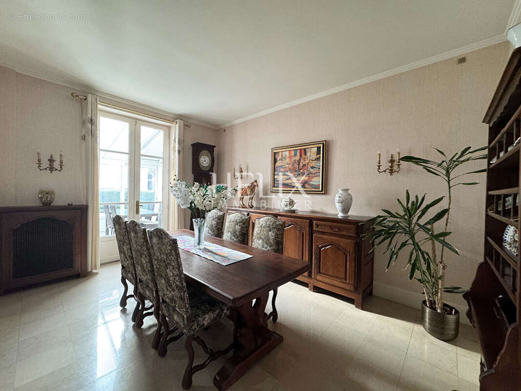 Maison à SAINT-GERMAIN-EN-LAYE