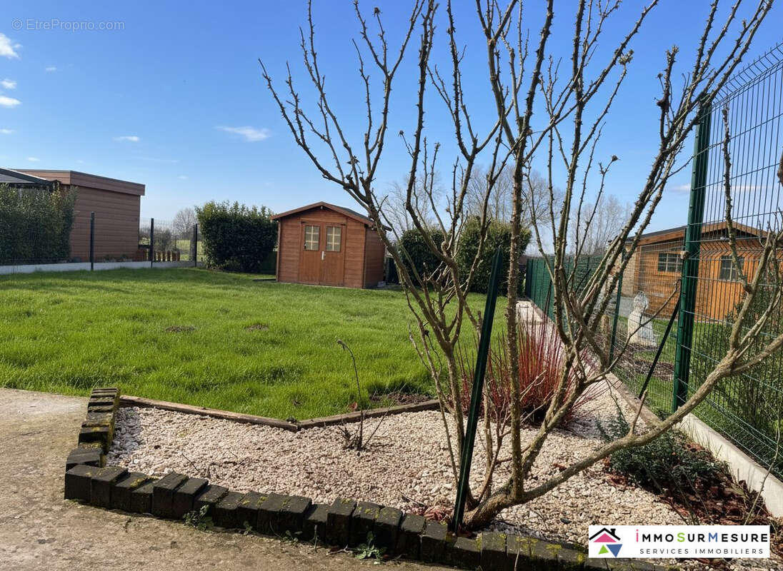 Maison à CAMPAGNE-LES-WARDRECQUES