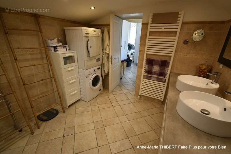 Maison à vendre 6 pièces VILLEURBANNE (69) - photo 19