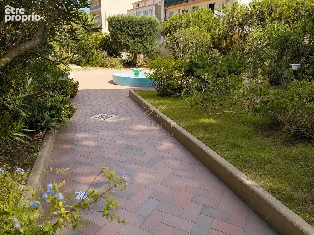 Appartement à MARSEILLE-7E