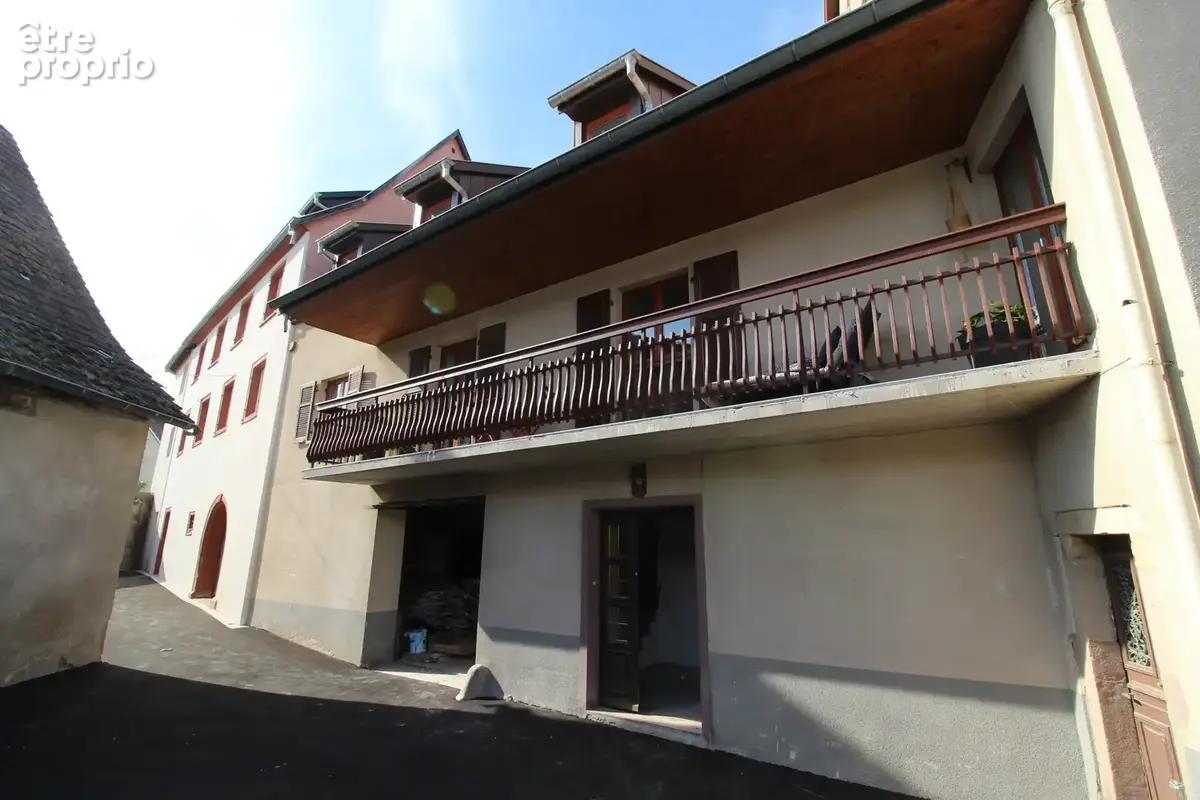 OBERMORSCHWIHR   Appartement 3 pièces de 90 m2 entièrement rénové   185 000 € - photo 3