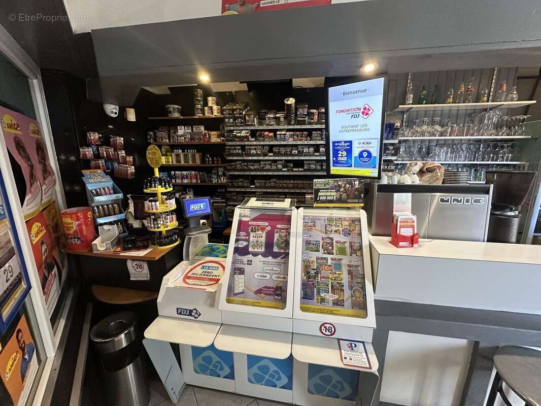 Autre à CONFLANS-SUR-SEINE