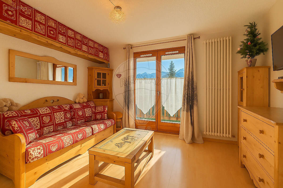 Appartement à SAINT-ETIENNE-DE-TINEE