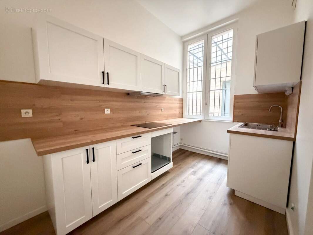 Appartement 73 m² à Bordeaux  - photo 2