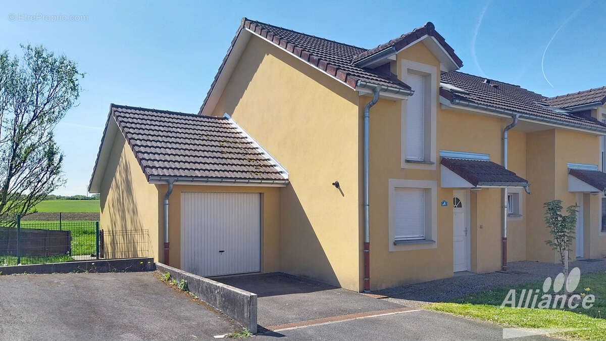 Maison à VETRIGNE
