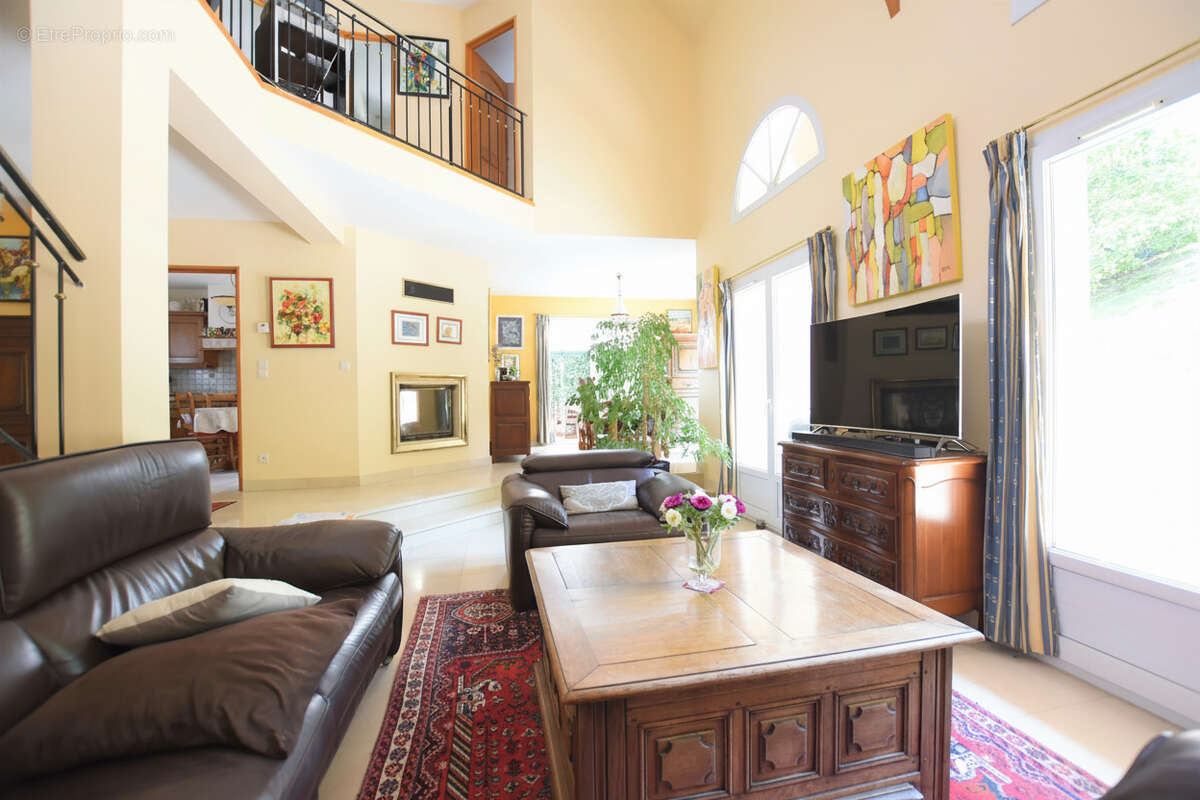 Maison à LES ESSARTS-LE-ROI